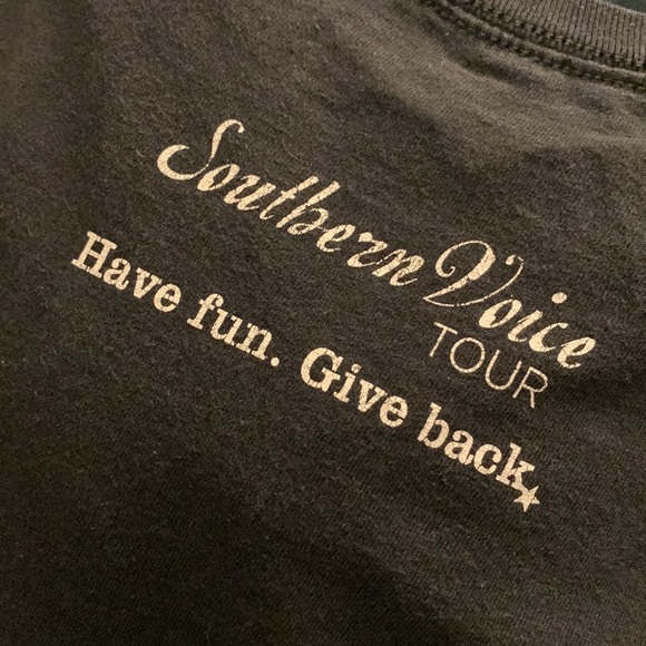 Tim McGraw Shirt Size Small 2010 Southern Voice Tour Vintage Retro Concert T - Picture 3 of 3